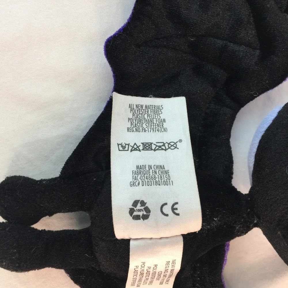 Disney Store Vampirina Vee‎ Bat Plush 8